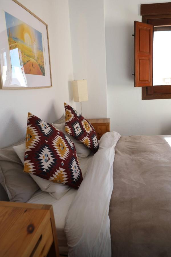Casa Corasol, A Cozy, Comfy, 2Br House- Panoramic View And Rooftop Canar Luaran gambar